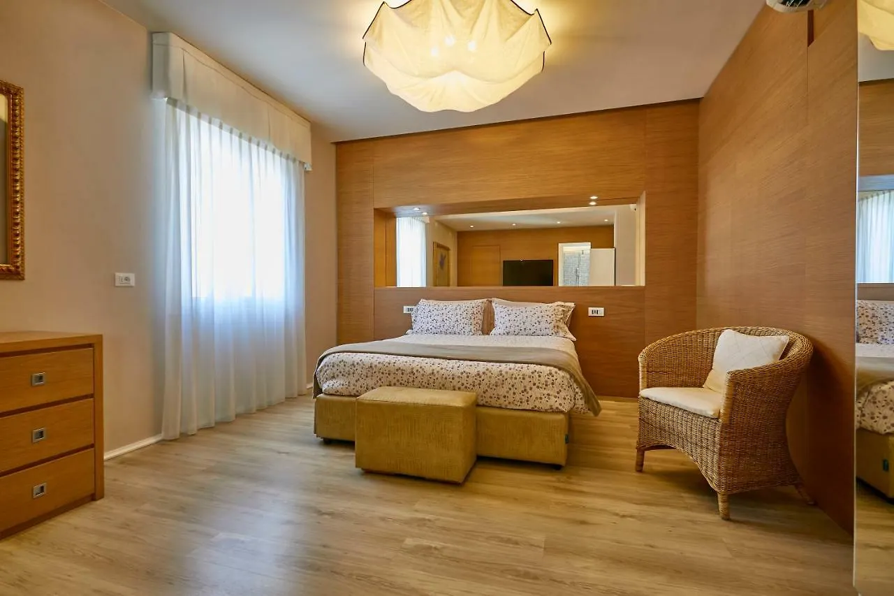 ****  Hotel Saraceno Resort With Private Beach Milano Marittima Itálie