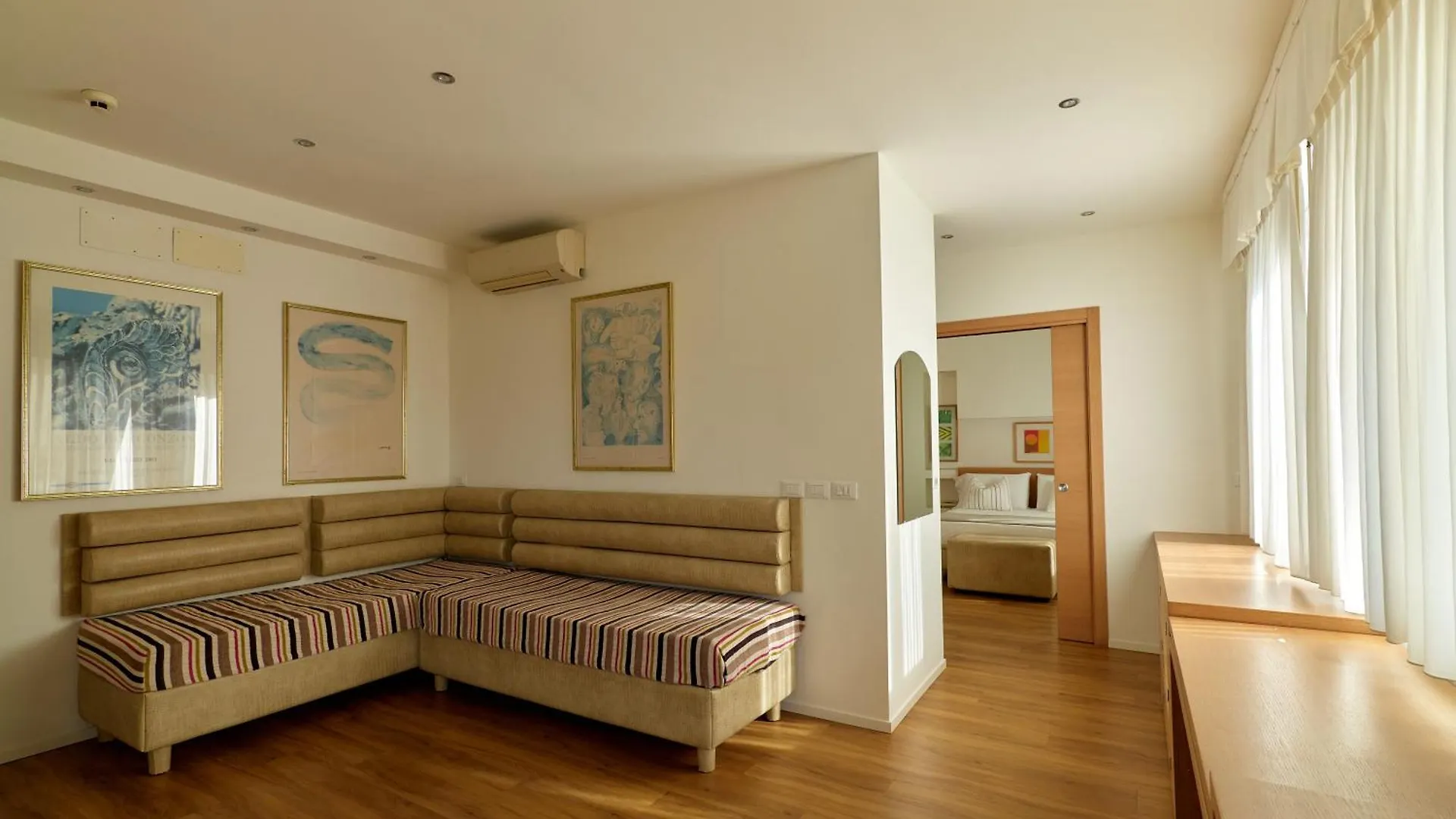 Hotel Saraceno Milano Marittima 4*,  Italien